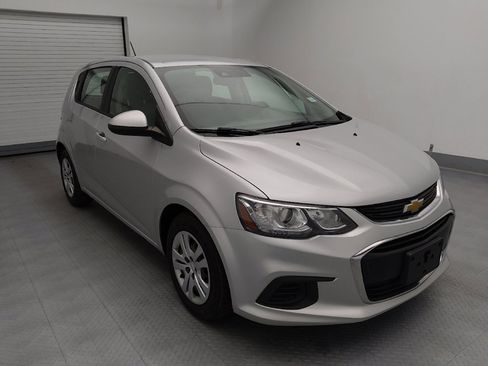 Used 2020 Chevrolet Sonic LT FWD image 13