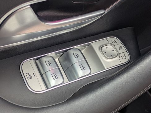 Used 2023 Mercedes-Benz GLE 450 4MATIC image 24