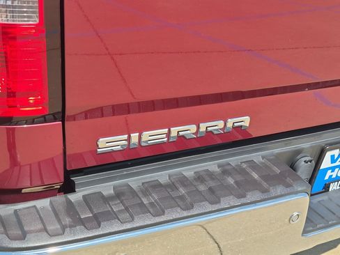 Used 2015 GMC Sierra 1500 SLT AWD/4WD image 28