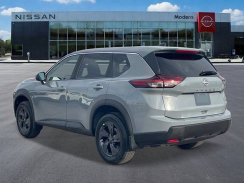 New 2026 Nissan Rogue SV FWD image 3
