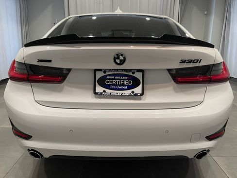 Used 2021 BMW 330i xDrive Sedan w/ Convenience Package AWD/4WD image 5