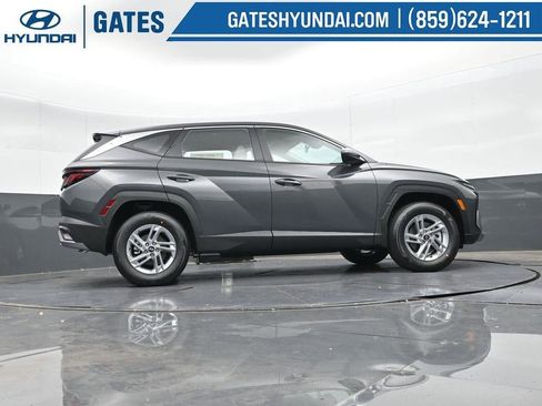 New 2025 Hyundai Tucson SE image 34