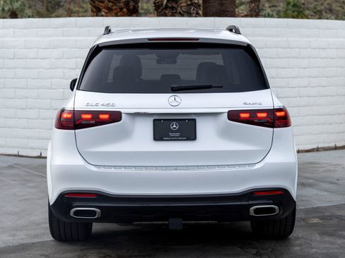 Used 2026 Mercedes-Benz GLS 450 4MATIC image 9