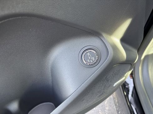 New 2026 Chevrolet TrailBlazer RS w/ Convenience Package image 12