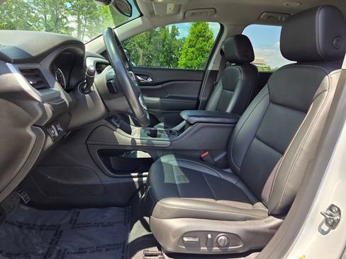 Used 2021 GMC Acadia SLT AWD/4WD image 9