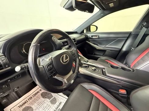 Used 2019 Lexus IS 300 w/ Navigation Package RWD image 4