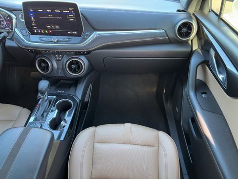 Used 2024 Chevrolet Blazer Premier w/ Driver Confidence II Package image 17