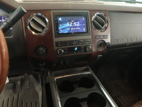 Used 2012 Ford F250 King Ranch w/ King Ranch w/Chrome Pkg image 12