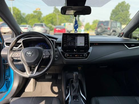 Used 2019 Toyota Corolla XSE FWD image 12