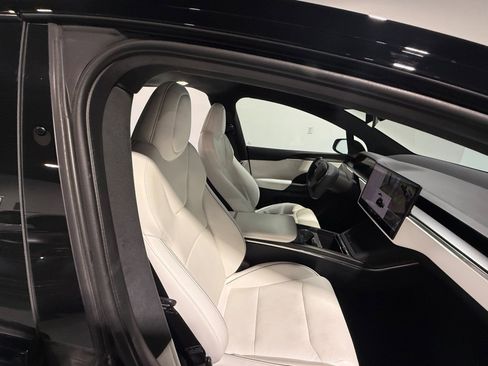 Used 2022 Tesla Model X Plaid image 53