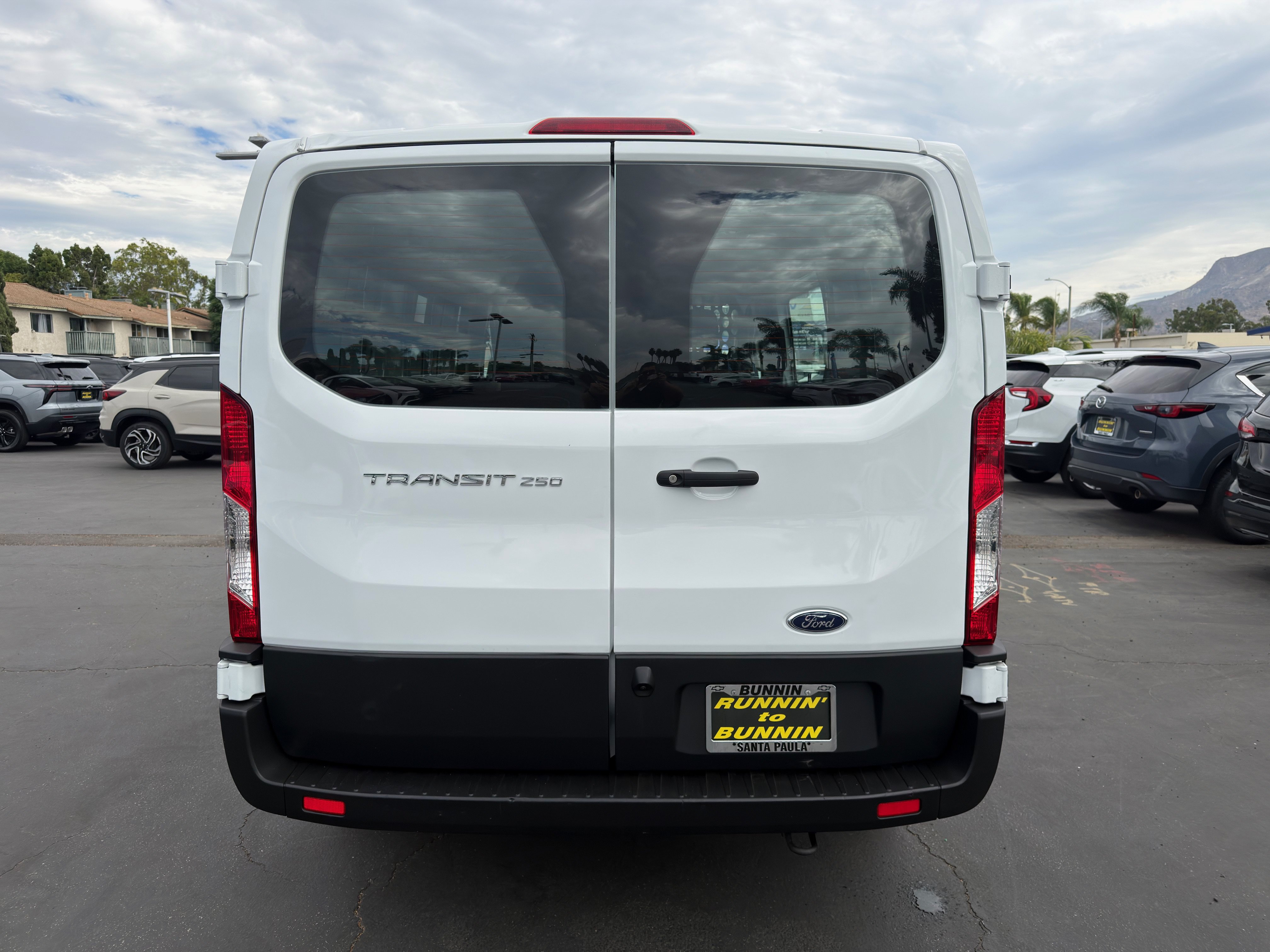 Used 2025 Ford Transit 250 Low Roof w/ Exterior Upgrade Package RWD image 7