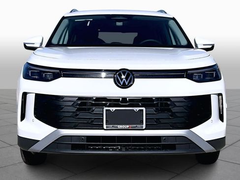 New 2026 Volkswagen Tiguan S FWD image 3