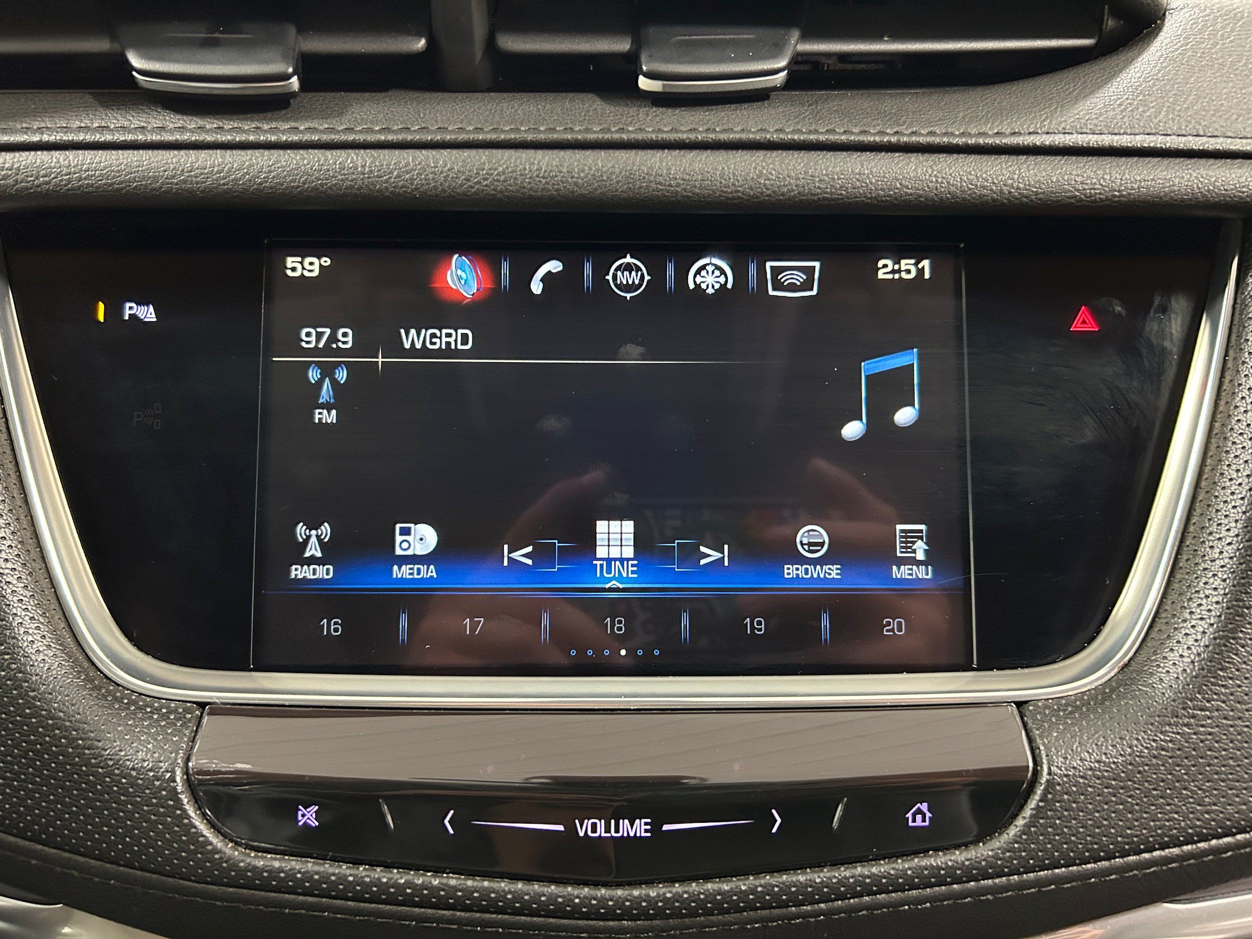 Used 2018 Cadillac XT5 Premium Luxury AWD/4WD image 5