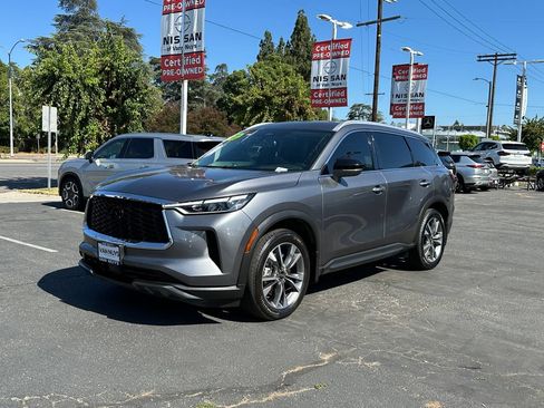 Used 2022 INFINITI QX60 Luxe w/ Cargo Package FWD image 2