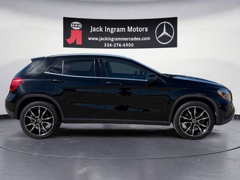 Certified 2017 Mercedes-Benz GLA 250 4MATIC image 6