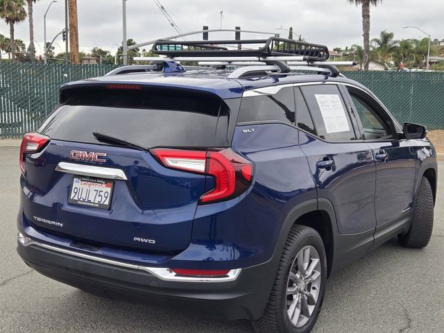 Used 2023 GMC Terrain SLT AWD/4WD image 16