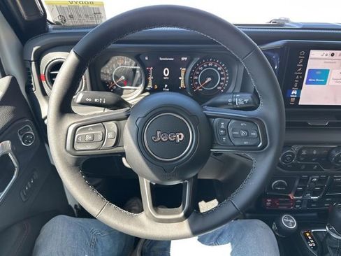 New 2026 Jeep Gladiator Rubicon AWD/4WD image 25