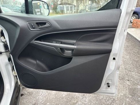 Used 2016 Ford Transit Connect XL image 13