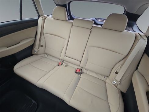 Used 2018 Subaru Outback 2.5i Limited image 17
