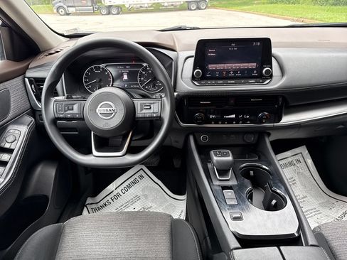 Used 2021 Nissan Rogue SV FWD image 19