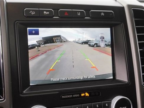 Used 2021 Ford Expedition Max XLT image 26