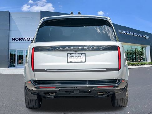 Certified 2024 Land Rover Range Rover SE AWD/4WD image 5