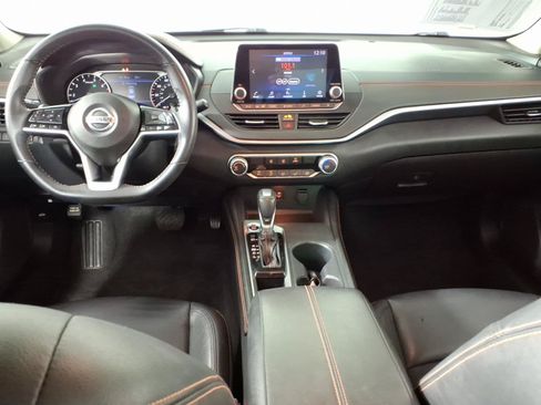 Used 2021 Nissan Altima 2.5 SR FWD image 15