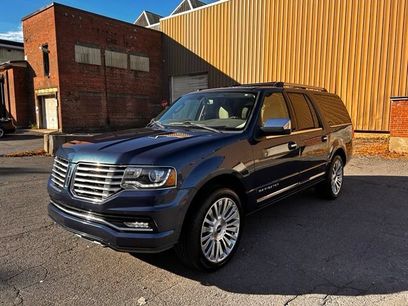 Used 2017 Lincoln Navigator L Select