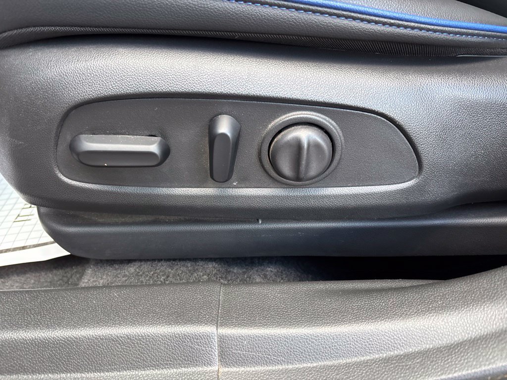 Used 2024 Buick Envista Sport Touring w/ Convenience I Package FWD image 20