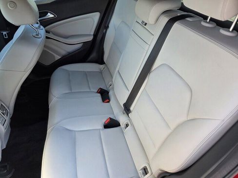 Used 2020 Mercedes-Benz GLA 250 GLA 250 image 13