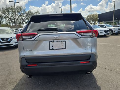 Used 2025 Toyota RAV4 XLE image 7