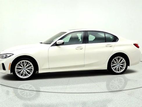 Used 2023 BMW 330i xDrive Sedan w/ Premium Package AWD/4WD image 8