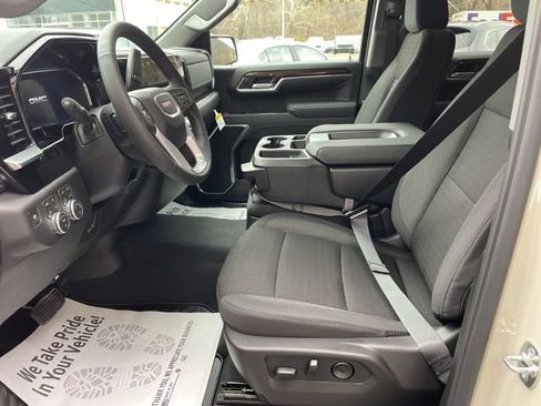 New 2026 GMC Sierra 1500 SLE w/ X31 Off-Road Package image 23