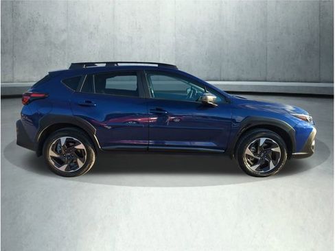 Used 2025 Subaru Crosstrek 2.5i Limited AWD/4WD image 6