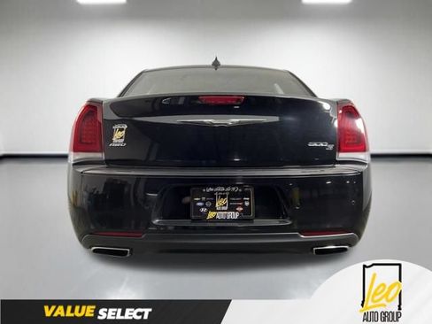 Used 2015 Chrysler 300 S w/ 300S Premium Group AWD/4WD image 8