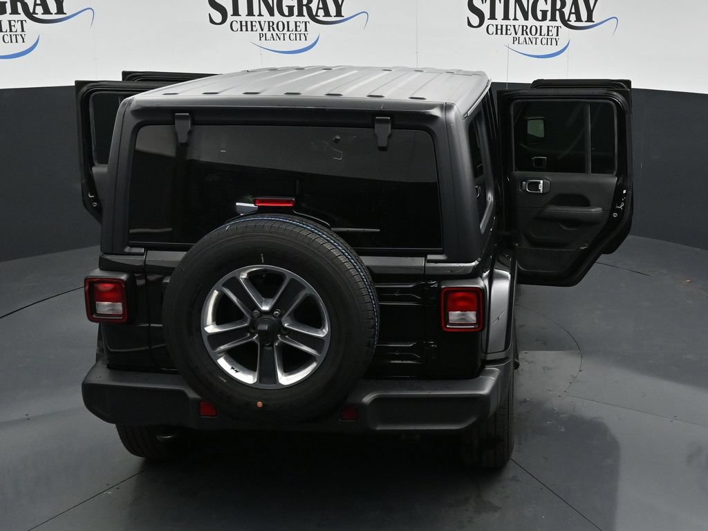 Used 2021 Jeep Wrangler Unlimited Sahara AWD/4WD image 38