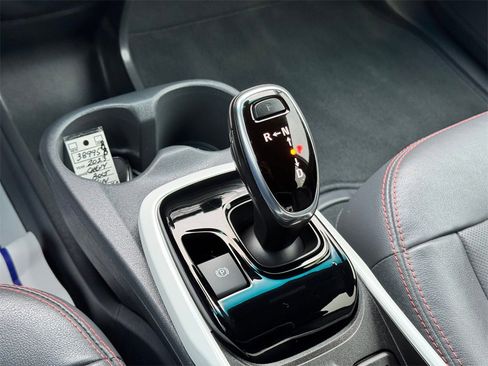 Used 2019 Chevrolet Bolt Premier w/ Infotainment Package image 25