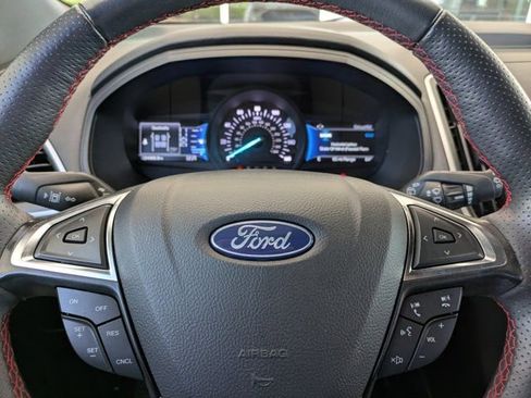 Certified 2024 Ford Edge ST-Line image 24