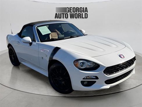 Used 2017 FIAT 124 Spider Lusso image 12