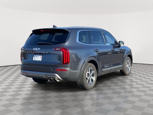 Used 2022 Kia Telluride EX image 7