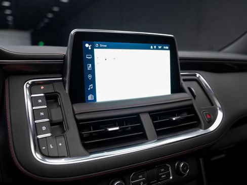 Used 2024 Chevrolet Suburban RST w/ Luxury Package image 45