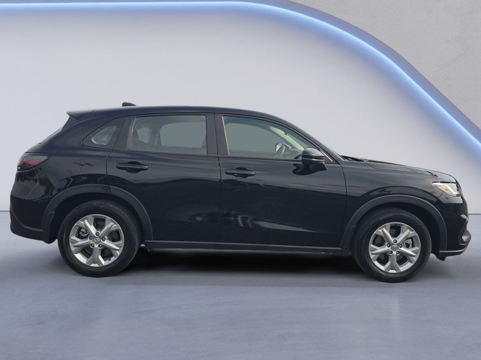 Used 2025 Honda HR-V LX image 7