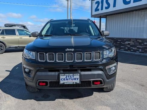 Used 2020 Jeep Compass Trailhawk w/ Leather Interior Group AWD/4WD image 2
