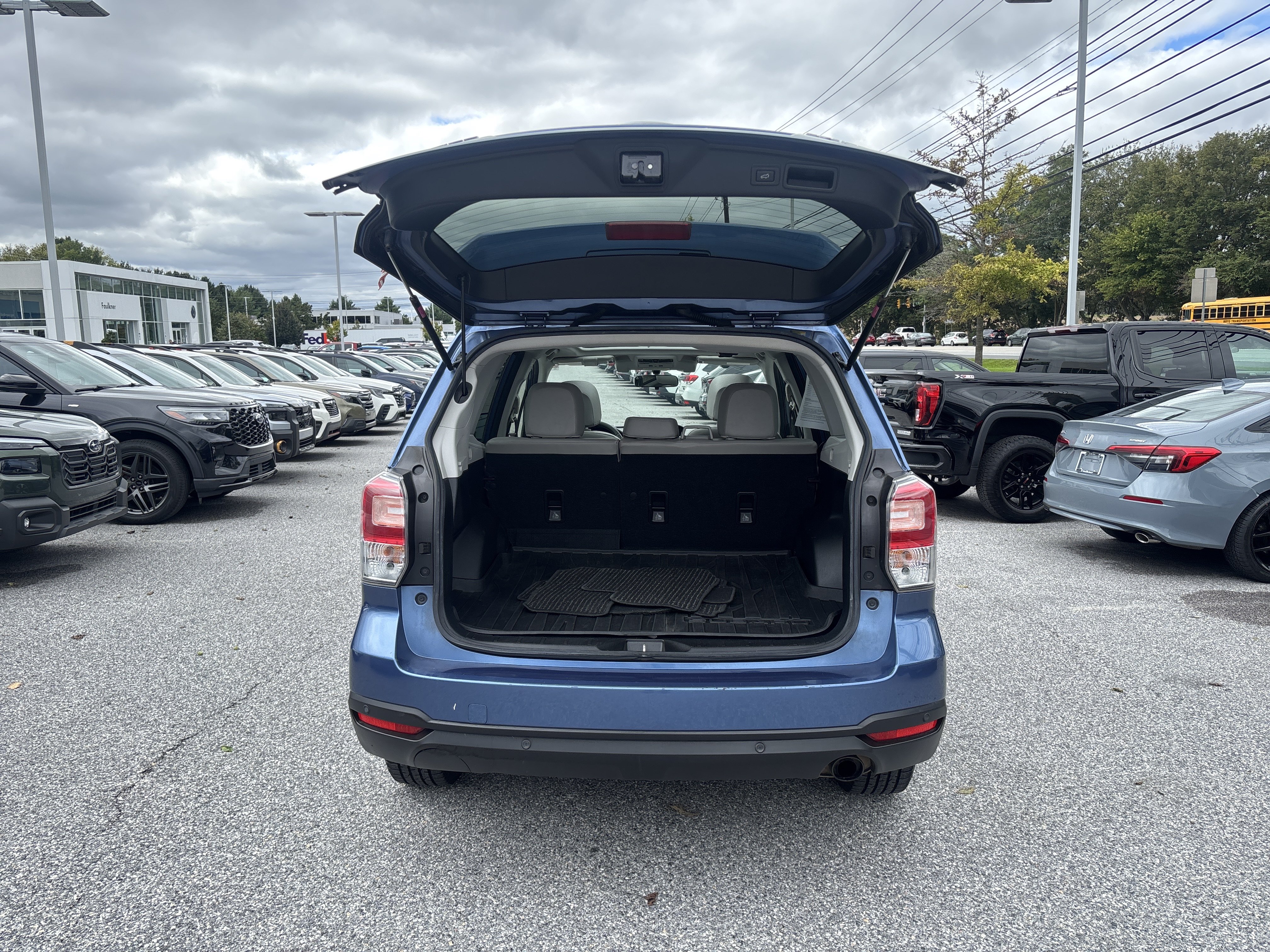 Used 2017 Subaru Forester 2.5i Limited AWD/4WD image 23