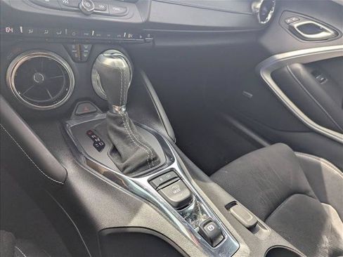 Used 2022 Chevrolet Camaro SS RWD image 11