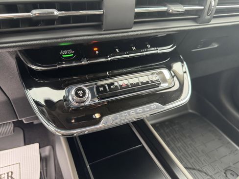New 2026 Lincoln Corsair Premiere AWD/4WD image 18