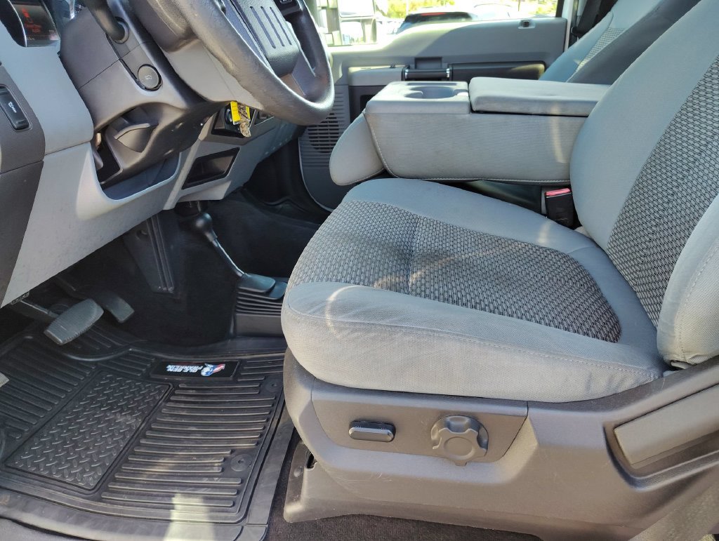 Used 2016 Ford F350 XLT w/ XLT Value Package AWD/4WD image 8