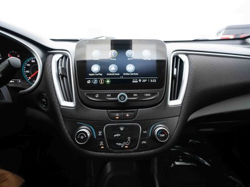 Used 2021 Chevrolet Malibu RS image 17