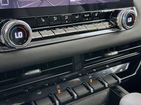 New 2026 GMC Canyon Elevation w/ Convenience Package RWD image 19