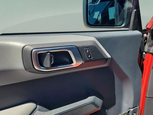 Used 2023 Ford Bronco Big Bend image 6